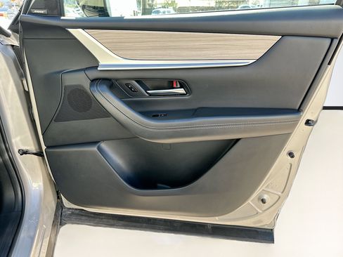 Used 2025 MAZDA CX-90 3.3 Turbo w/ Premium Sport Pkg image 35