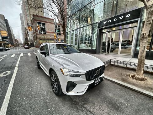 Certified 2024 Volvo XC60 B5 Plus w/ Protection Package Premier image 1