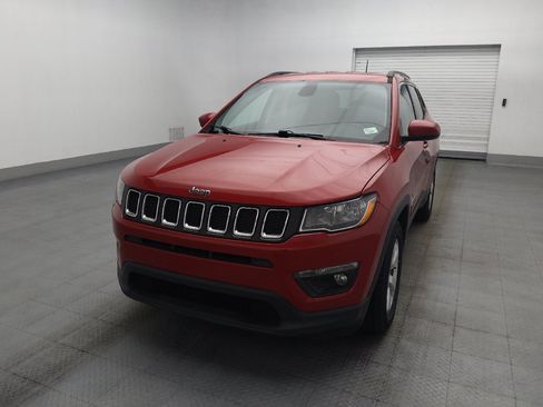 Used 2019 Jeep Compass Latitude w/ Popular Equipment Group FWD image 15
