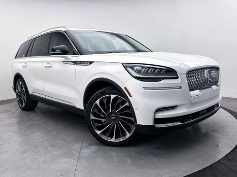 Used 2022 Lincoln Aviator Reserve w/ Equipment Group 201A AWD/4WD image 1