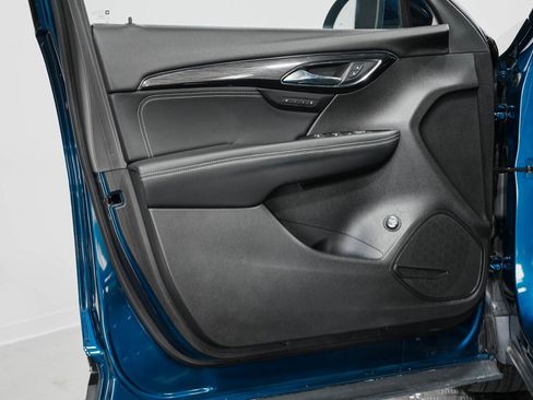 Used 2023 Buick Envision Essence image 11