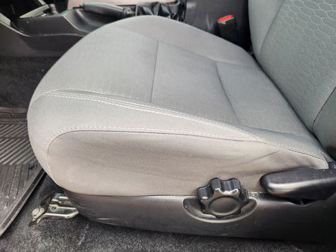 Used 2019 Toyota Tacoma SR5 image 19