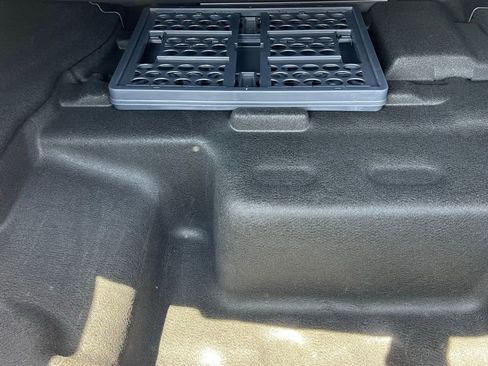 Certified 2023 Mercedes-Benz C 300 4MATIC Sedan image 37