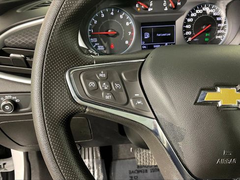 Used 2023 Chevrolet Malibu LT FWD image 11