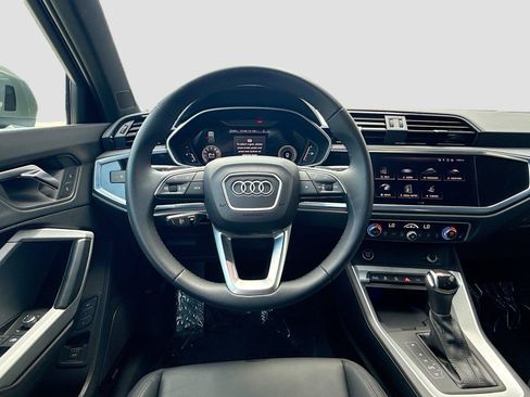 Used 2023 Audi Q3 2.0T Premium Plus AWD/4WD image 11