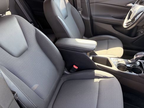 Used 2024 Buick Encore GX Preferred w/ Comfort Package FWD image 9