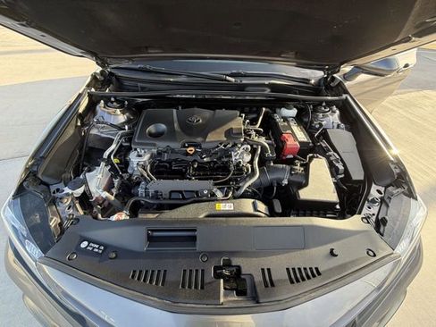 Used 2023 Toyota Camry SE image 32