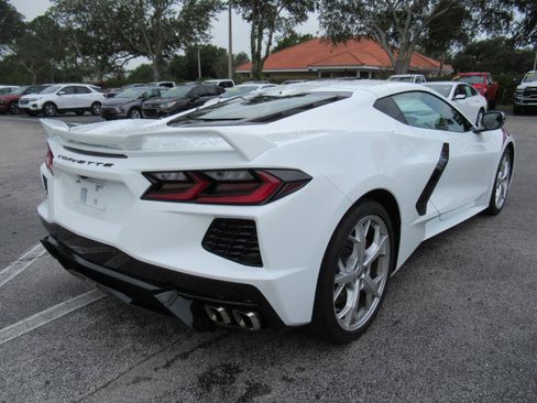 Used 2020 Chevrolet Corvette Stingray Preferred Cpe w/ 2LT Preferred Equipment Group RWD image 7