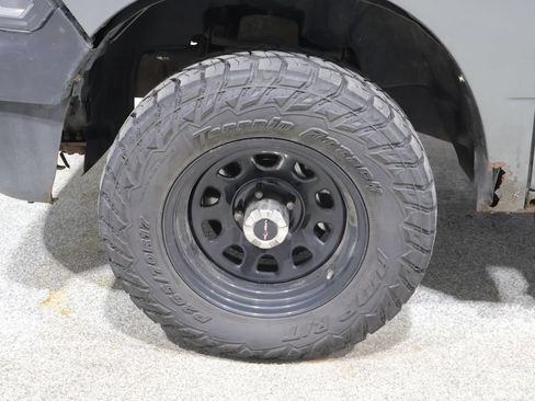 Used 2010 Dodge Ram 1500 Truck ST w/ ST Popular Equipment Group AWD/4WD image 10