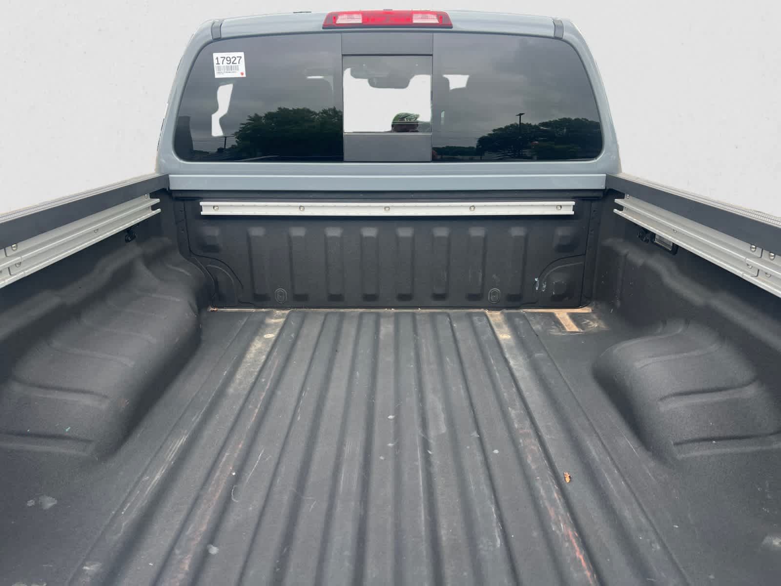 Certified 2025 Nissan Frontier PRO-4X w/ Pro Premium Package AWD/4WD image 5