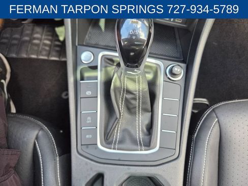 Used 2024 Volkswagen Jetta SE FWD image 29