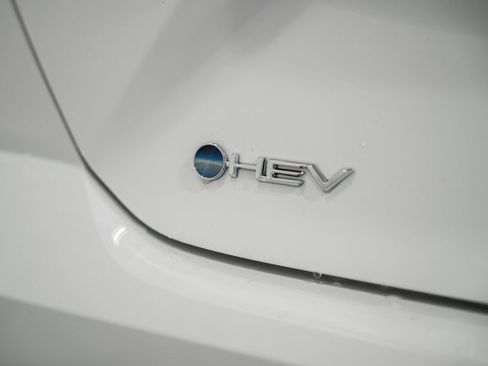 New 2026 Toyota Camry SE image 8