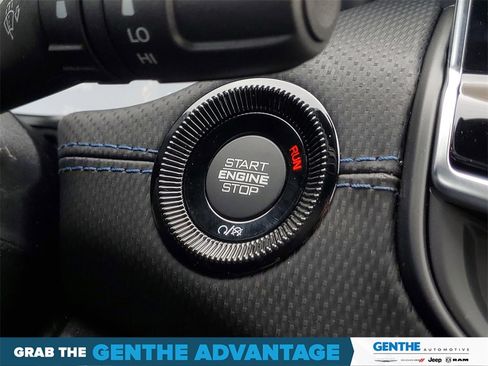 Used 2026 Jeep Compass Limited image 16