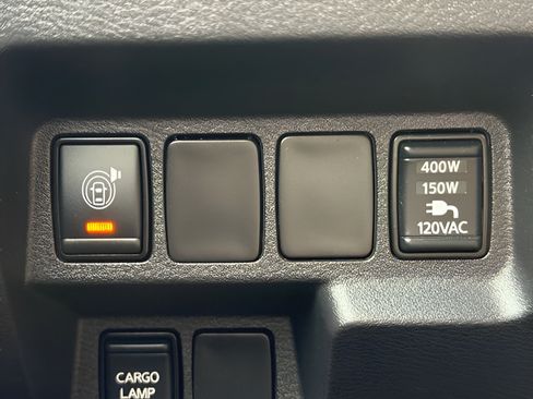 Used 2022 Nissan Frontier SV RWD image 31