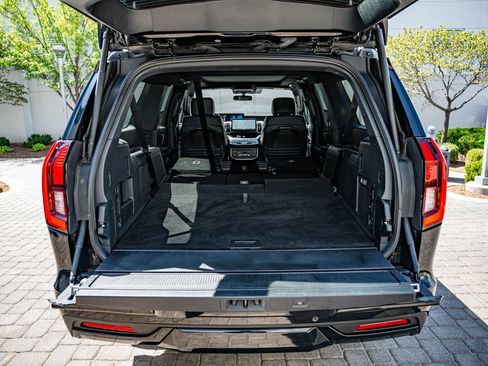 Used 2025 Ford Expedition Max Platinum w/ Stealth Appearance Package AWD/4WD image 43