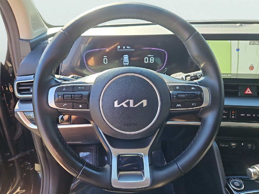 Certified 2024 Kia Sportage EX AWD/4WD image 26