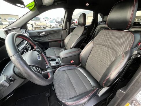 Used 2024 Ford Escape ST-Line Elite AWD/4WD image 9