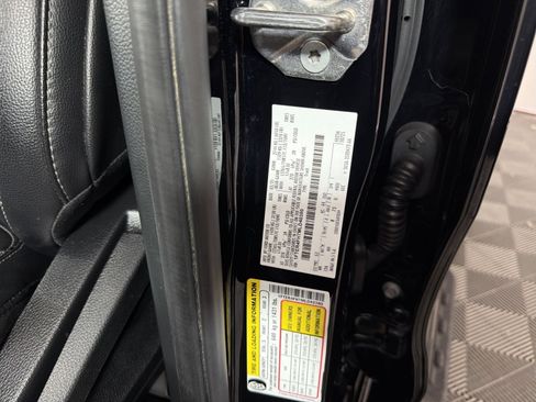 Used 2021 Ford Ranger Lariat w/ Tremor Off-Road Package image 29