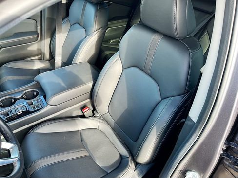 Used 2025 Honda Pilot Touring image 22