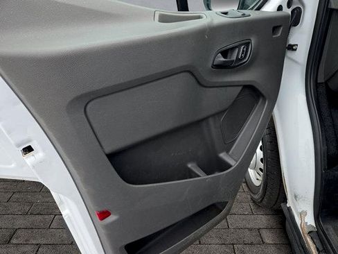 Used 2025 Ford Transit 250 148 Medium Roof Extended AWD image 10