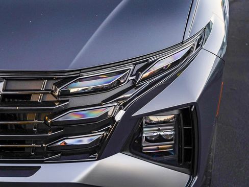 New 2026 Hyundai Tucson Limited image 8