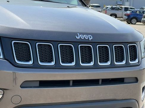 Used 2020 Jeep Compass Limited AWD/4WD image 36