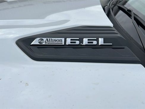 Used 2024 Chevrolet Silverado 2500 W/T image 10