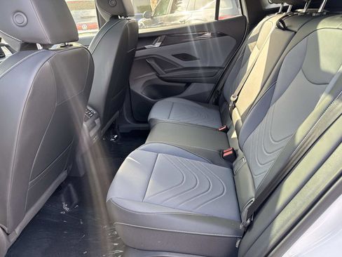 New 2026 Volkswagen Tiguan SE R-Line image 12