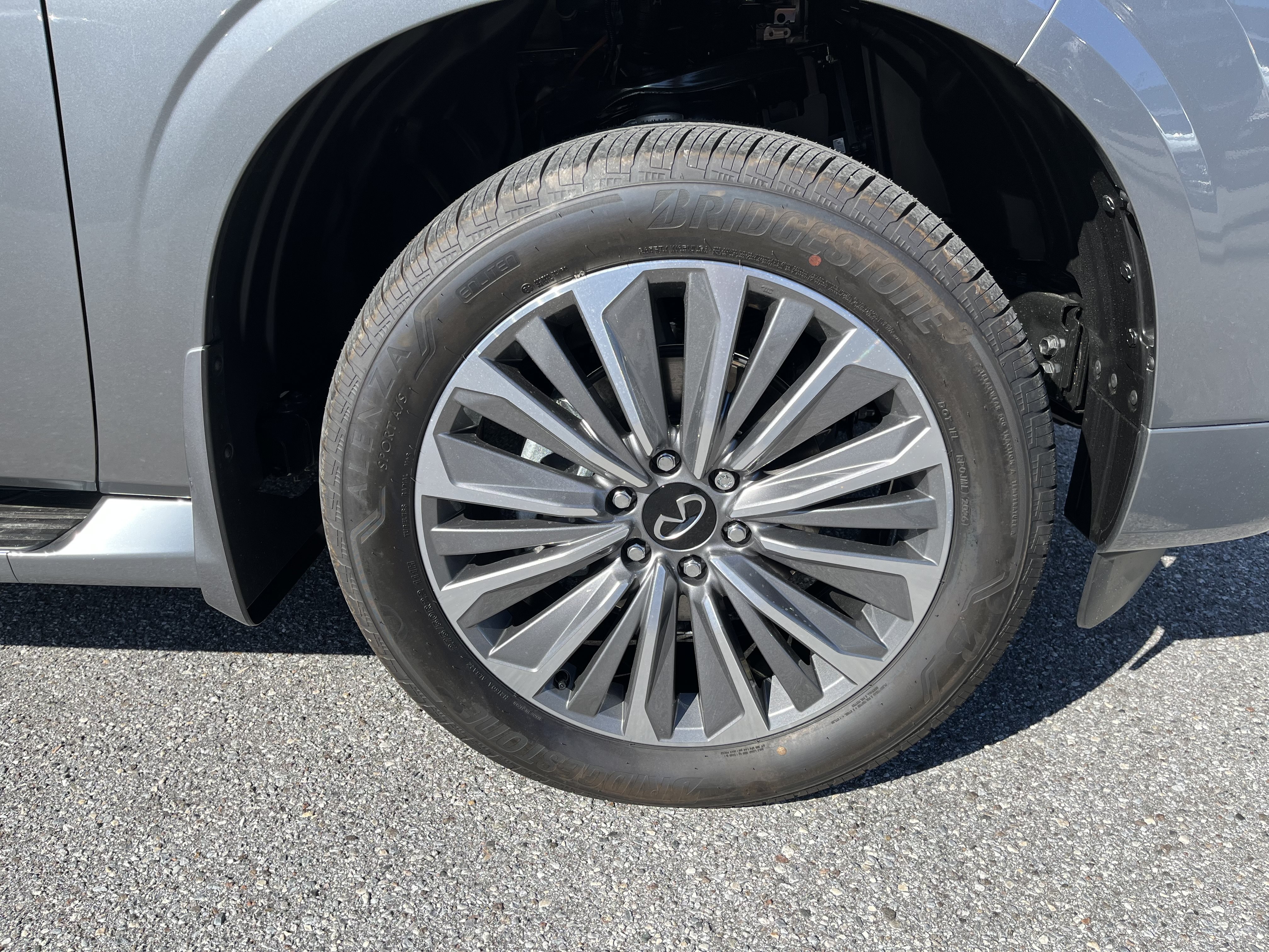 New 2027 INFINITI QX80 Luxe w/ Cargo Package RWD image 9