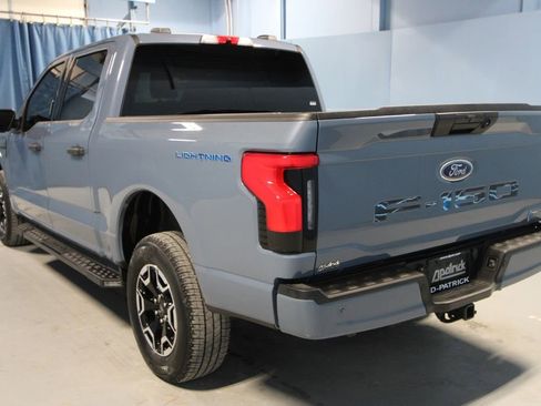 Used 2023 Ford F150 Lightning XLT image 34