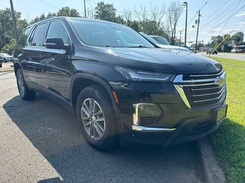 Used 2022 Chevrolet Traverse LT AWD/4WD image 8