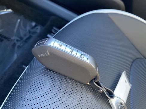 New 2025 Kia K4 GT-Line w/ GT-Line Premium Package image 31