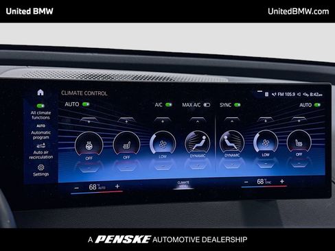 Used 2023 BMW iX xDrive50 w/ Sport Package AWD/4WD image 11