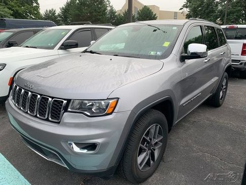 Used 2019 Jeep Grand Cherokee Limited AWD/4WD image 1