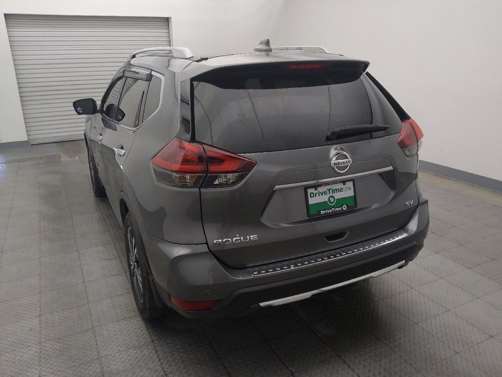 Used 2019 Nissan Rogue SV w/ Sun & Sound Touring Package FWD image 6