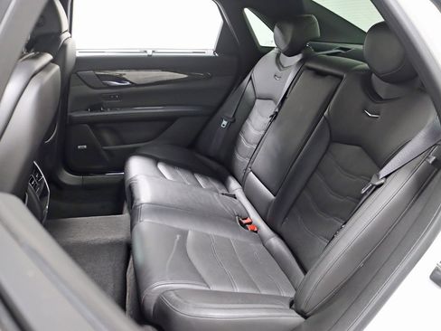 Used 2016 Cadillac CT6 Luxury image 27