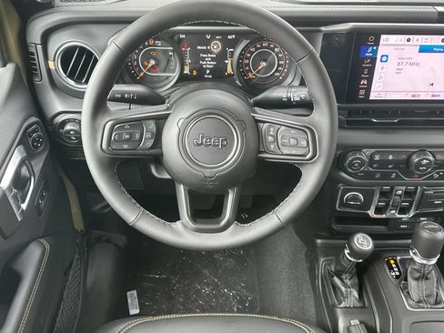 New 2026 Jeep Gladiator Sport AWD/4WD image 14