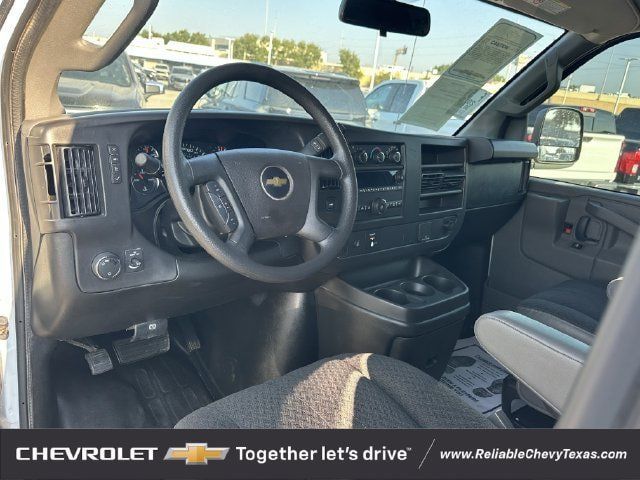 Used 2025 Chevrolet Express 2500 w/ Driver Convenience Package RWD image 10