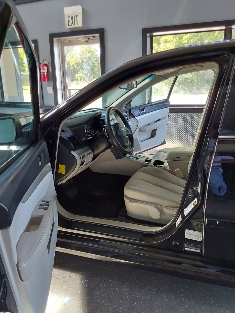 Used 2012 Subaru Legacy 2.5i w/ Alloy Wheel Pkg AWD/4WD image 13