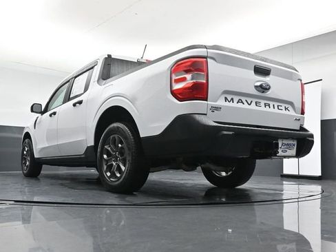 Certified 2024 Ford Maverick XLT w/ XLT Luxury Package AWD/4WD image 33
