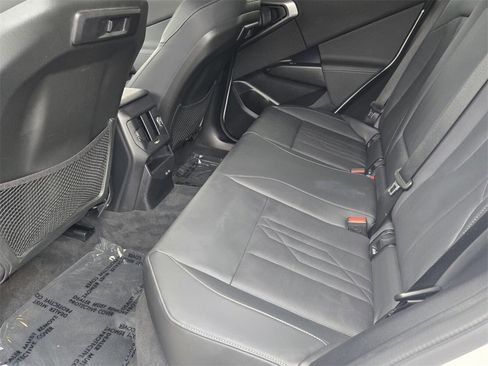 Used 2025 BMW X3 xDrive30i w/ Premium Package image 11