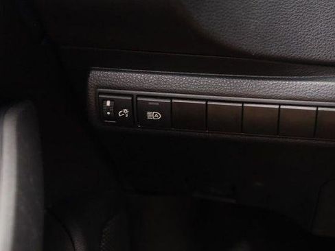 Used 2024 Toyota Corolla LE FWD image 17