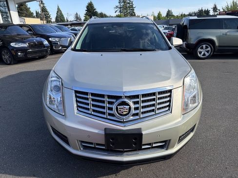 Used 2016 Cadillac SRX Luxury w/ Driver Awareness Package AWD/4WD image 11