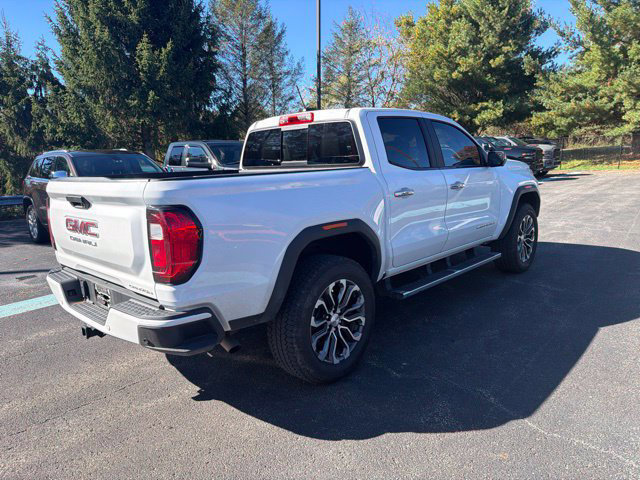 Used 2026 GMC Canyon Denali AWD/4WD image 5