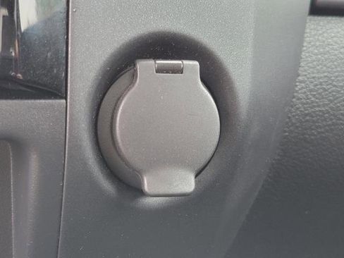 Used 2021 Nissan Titan PRO-4X image 32