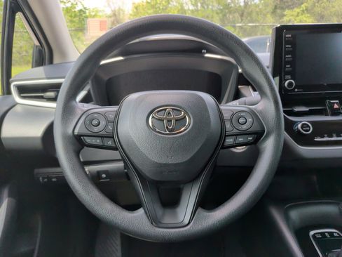 Used 2022 Toyota Corolla LE FWD image 20