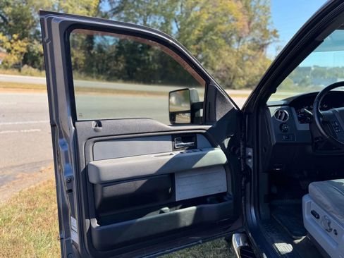 Used 2013 Ford F150 XLT w/ Luxury Equipment Group image 8