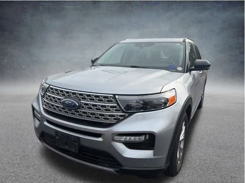 Used 2021 Ford Explorer Limited w/ Equipment Group 301A image 15