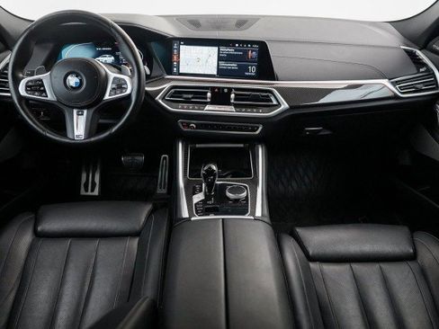 Used 2022 BMW X6 M50i image 18