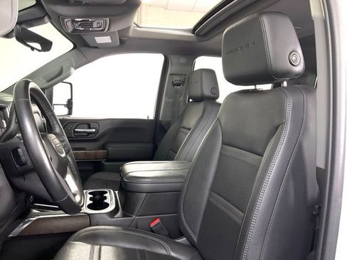 Used 2023 GMC Sierra 2500 Denali w/ Denali Ultimate Package image 30